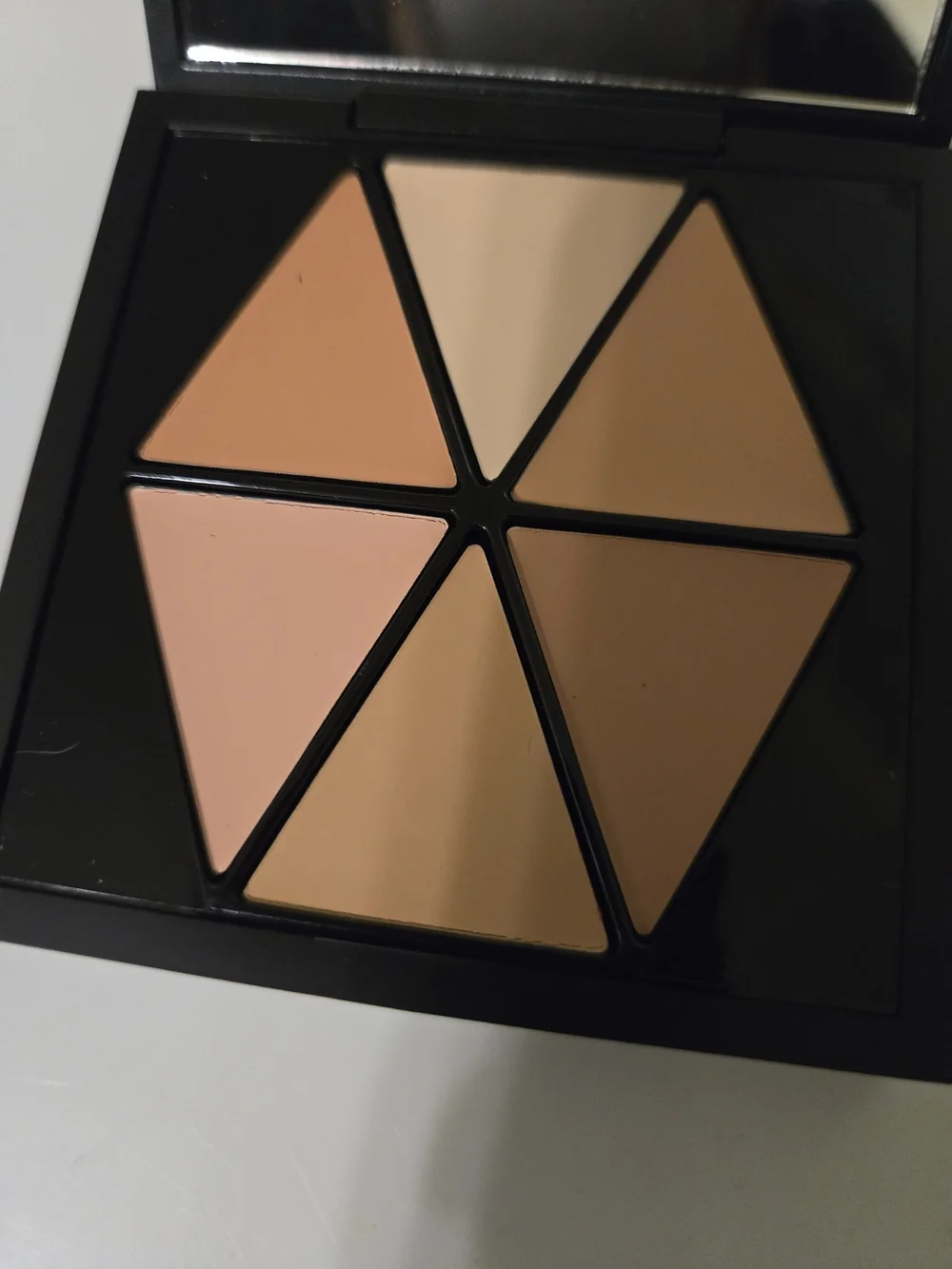 Il Makiage - Neutral Cream Concealer & Corrector Palette - Light 002